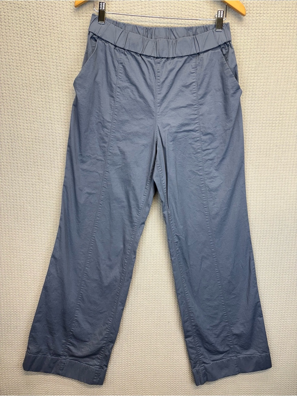 Duluth Trading Co Women’s Summer Weight Gray Wide Leg Pull On Pants Sz 10 Boho